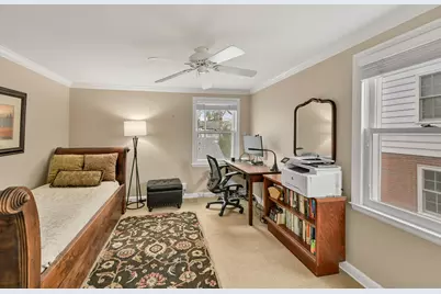 6209 N Berkeley Blvd, Whitefish Bay, WI 53217 - Photo 32
