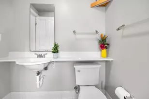 130 N 60th St, Milwaukee, WI 53213 - Photo 12
