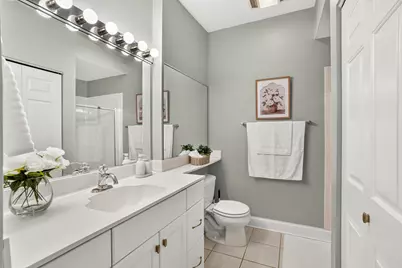1515 N Van Buren St #414, Milwaukee, WI 53202 - Photo 12
