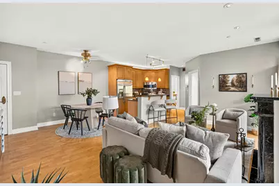 1515 N Van Buren St #414, Milwaukee, WI 53202 - Photo 4