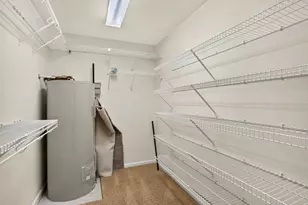 1515 N Van Buren St, Milwaukee, WI 53202 - Photo 20