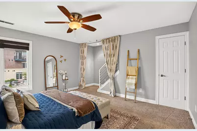 1515 N Van Buren St #414, Milwaukee, WI 53202 - Photo 16