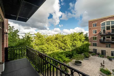 1515 N Van Buren St #414, Milwaukee, WI 53202 - Photo 22