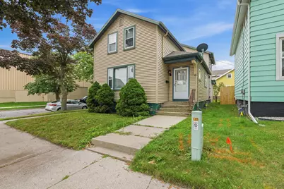 321  Washington Ct, Sheboygan, WI 53081 - Photo 1