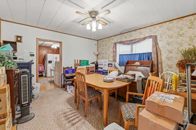 321  Washington Ct, Sheboygan, WI 53081 - Photo 4