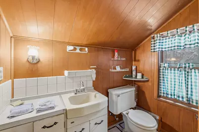 321  Washington Ct, Sheboygan, WI 53081 - Photo 12