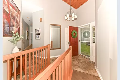 1855  Golfview Dr #35-10, Geneva, WI 53147 - Photo 10