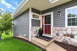 1855 Golfview Dr, Geneva, WI 53147 - Photo 8