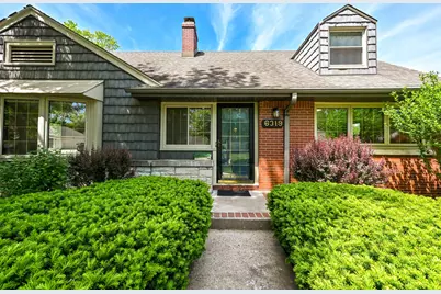 6319 N Bay Ridge Ave, Whitefish Bay, WI 53217 - Photo 2