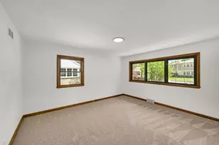 6319 N Bay Ridge Ave, Whitefish Bay, WI 53217 - Photo 18