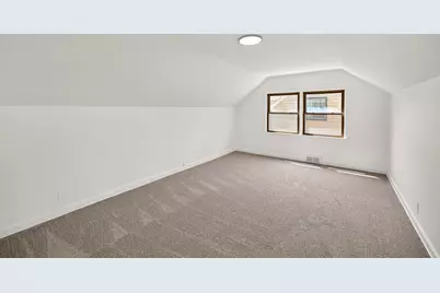 6319 N Bay Ridge Ave, Whitefish Bay, WI 53217 - Photo 26