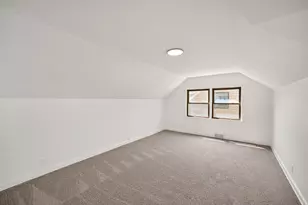 6319 N Bay Ridge Ave, Whitefish Bay, WI 53217 - Photo 26