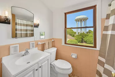 6319 N Bay Ridge Ave, Whitefish Bay, WI 53217 - Photo 32