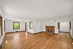 6319 N Bay Ridge Ave, Whitefish Bay, WI 53217 - Photo 4