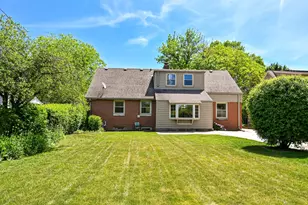 6319 N Bay Ridge Ave, Whitefish Bay, WI 53217 - Photo 42