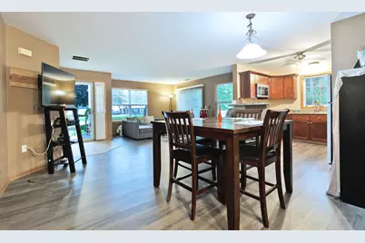 8856  Sheridan Rd #1, Kenosha, WI 53143 - Photo 6