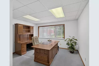 2330  Stonebridge Cir #J, West Bend, WI 53095 - Photo 6
