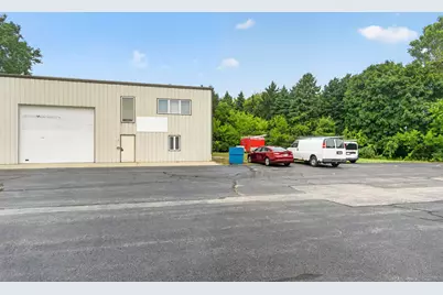 2330  Stonebridge Cir #J, West Bend, WI 53095 - Photo 16