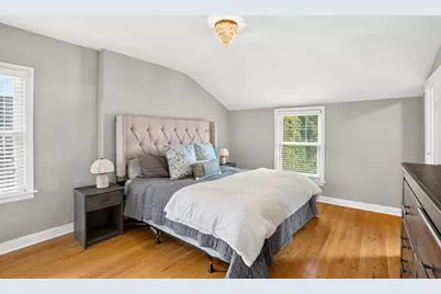 5412 N Bay Ridge Ave, Whitefish Bay, WI 53217 - Photo 18