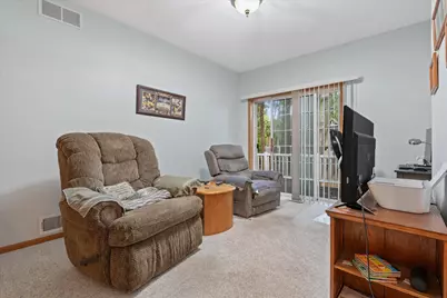 3210 E Donald Ave, Cudahy, WI 53110 - Photo 8