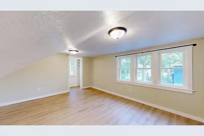 1303  Avon St #1301, La Crosse, WI 54603 - Photo 24