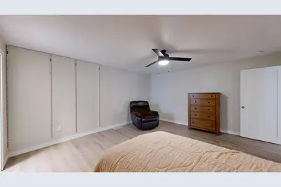 1303  Avon St #1301, La Crosse, WI 54603 - Photo 18