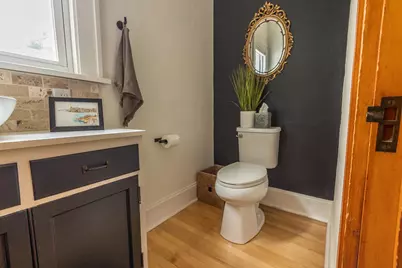 2413 N 65th St, Wauwatosa, WI 53213 - Photo 6