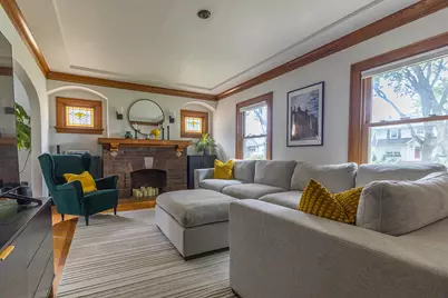 2413 N 65th St, Wauwatosa, WI 53213 - Photo 2