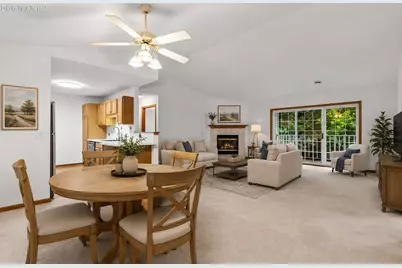 2465  Country Creek Cir #3, West Bend, WI 53095 - Photo 4