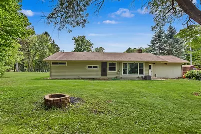 7820 W Barnard Ave, Greenfield, WI 53220 - Photo 32