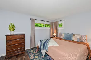 7820 W Barnard Ave, Greenfield, WI 53220 - Photo 18