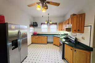 2563 N 12th St, Milwaukee, WI 53206 - Photo 14