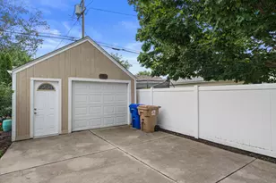 7617 29th Ave, Kenosha, WI 53143 - Photo 8