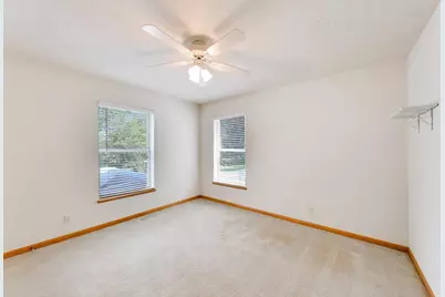809  Spruce St, Twin Lakes, WI 53181 - Photo 16