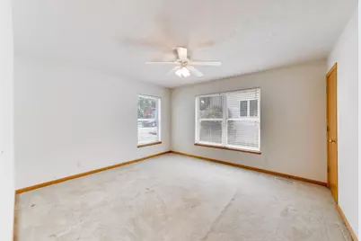 809  Spruce St, Twin Lakes, WI 53181 - Photo 22