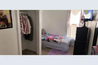 1027  Albert St, Racine, WI 53404 - Photo 8