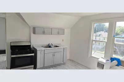 1027  Albert St, Racine, WI 53404 - Photo 24
