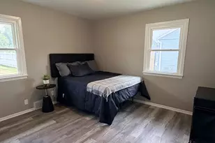 3230 S 112th St, West Allis, WI 53227 - Photo 10