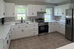 3230 S 112th St, West Allis, WI 53227 - Photo 6