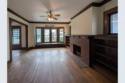 3223 N Marietta Ave #3225, Milwaukee, WI 53211 - Photo 2