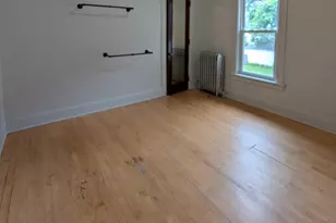 3223 N Marietta Ave, Milwaukee, WI 53211 - Photo 8