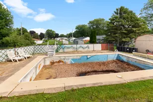 8826 S Patricia Blvd, Oak Creek, WI 53154 - Photo 26