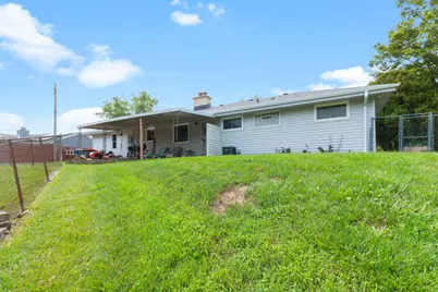8826 S Patricia Blvd, Oak Creek, WI 53154 - Photo 30