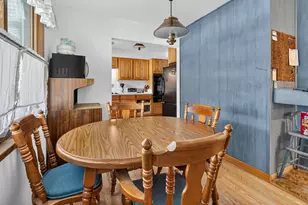 8826 S Patricia Blvd, Oak Creek, WI 53154 - Photo 14