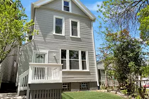 1431 N 22nd St, Milwaukee, WI 53205 - Photo 16