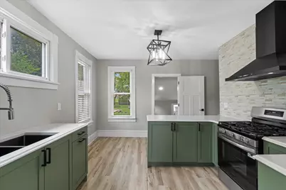 7131 S Pennsylvania Ave, Oak Creek, WI 53154 - Photo 8