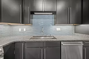 239 E Chicago St, Milwaukee, WI 53202 - Photo 14