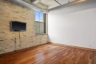 239 E Chicago St, Milwaukee, WI 53202 - Photo 18