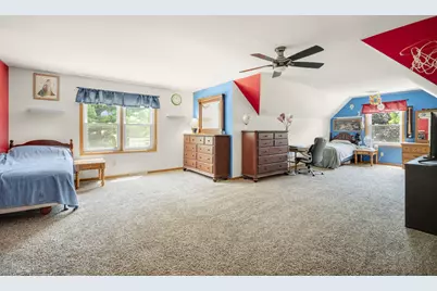 149  Hickory Dr, Delafield, WI 53018 - Photo 20