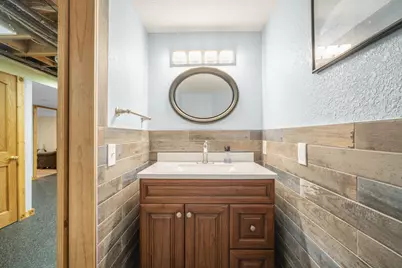149  Hickory Dr, Delafield, WI 53018 - Photo 32